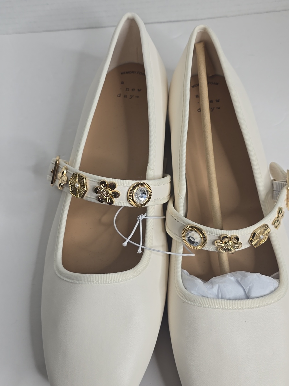 Women's White Mary Jane Jewel Flats Nwt A New Day Size 11 - Picture 2 of 9
